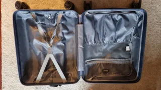 Maleta carry on de cabina marca Benzi azul