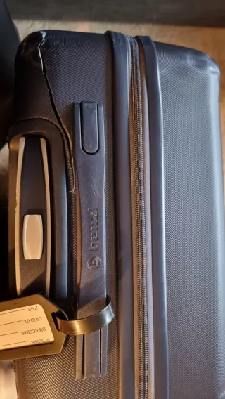 Maleta carry on de cabina marca Benzi azul