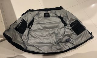 Chaleco Aston Martin Negro Invierno