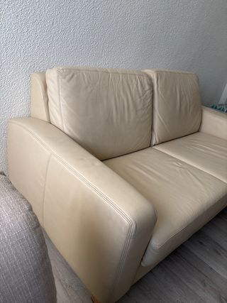 Sofá 2 plazas piel beige
