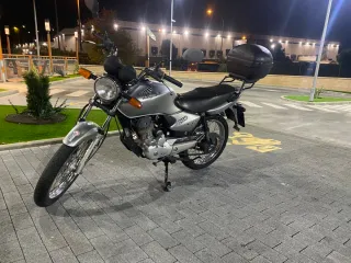 Alquiler Moto Honda Plata