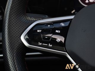 Volkswagen Golf GTI 245cv DSG 2023