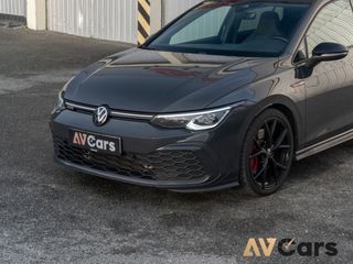 Volkswagen Golf GTI 245cv DSG 2023