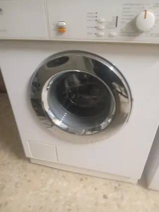 Lavadora Miele Blanca Frontal