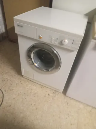Lavadora Miele Blanca Frontal
