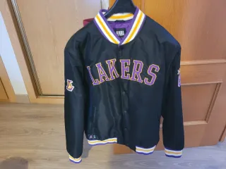 Chaqueta NBA Lakers Primark