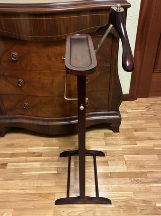 Galán de noche madera caoba