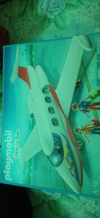 Avión Playmobil con figuras