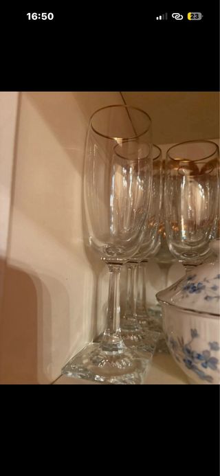 Servizio bicchieri oro e trasparenti