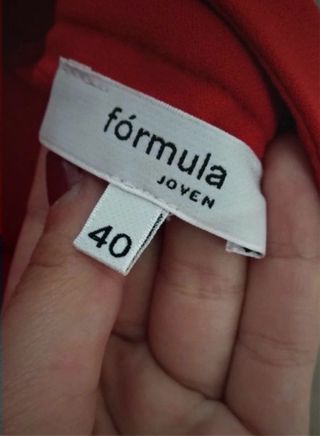 Mono rojo manga corta