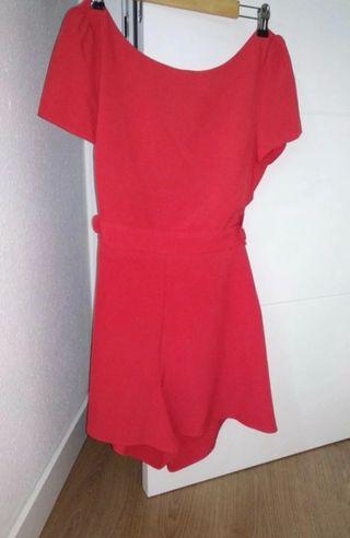 Mono rojo manga corta