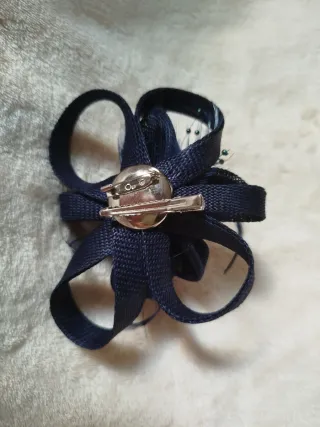 Tocado de fiesta azul marino