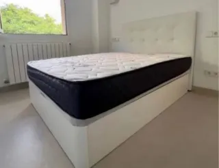 Canapés y colchones nuevos