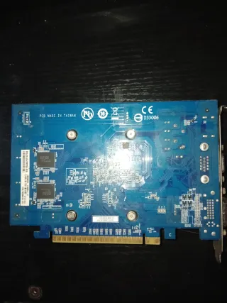 Tarjeta Gráfica Gigabyte GV-N730D5 2GB DDR5