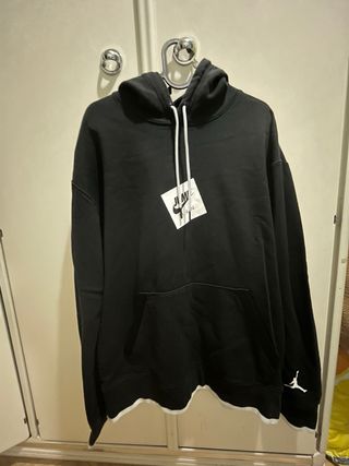 Sudadera Jordan Negra en buen estado!!