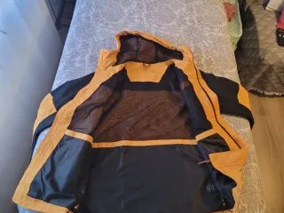 Cortavientos chubasquero, Crivit Amarillo y Negro