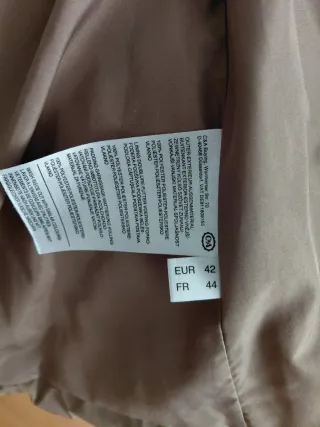 Chaquetón acolchado verde XL con cuello negro