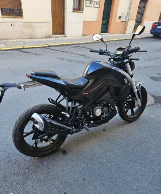 Keeway rkf125 2022 Negra