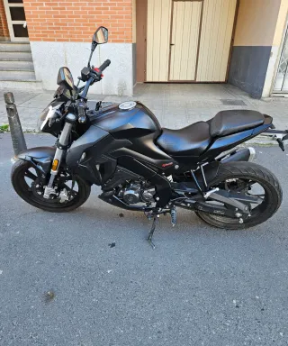 Keeway rkf125 2022 Negra