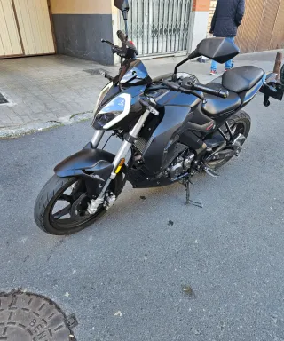 Keeway rkf125 2022 Negra