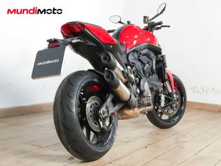 DUCATI MONSTER 937 +