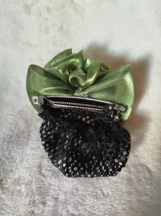 Tocado pelo con redecilla