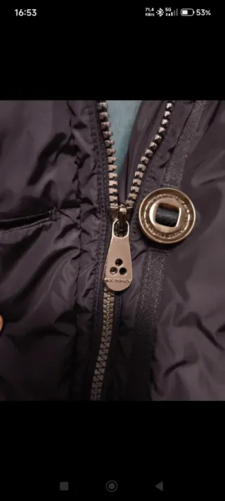 Abrigo Peuterey negro plumífero