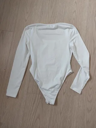 Body manga larga escote cuadrado