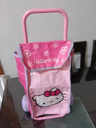 Lote Hello Kitty: Carro, Bolso y Espinilleras