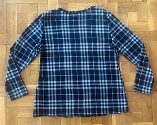 Camiseta de chica. Marca October. Talla L.