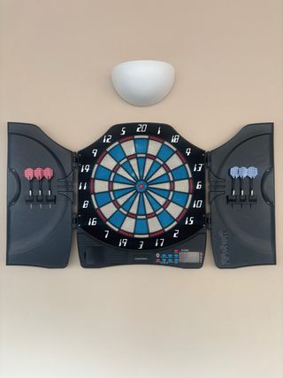 Diana de dardos electrónica con puertas