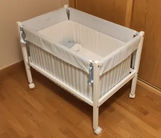 Minicuna madera haya con ruedas