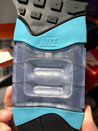 Nike Air Max 180 Negras Talla 43