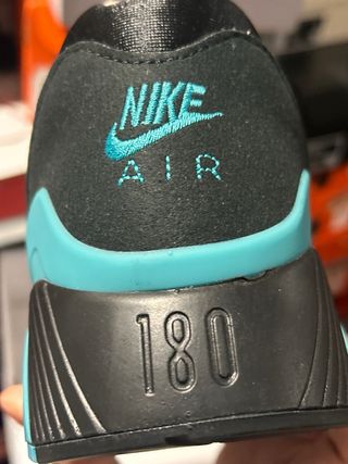 Nike Air Max 180 Negras Talla 43