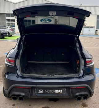 PORSCHE Macan T