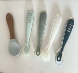 Lote de 5 cucharas bebé