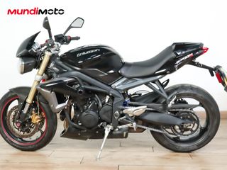 TRIUMPH STREET TRIPLE 675