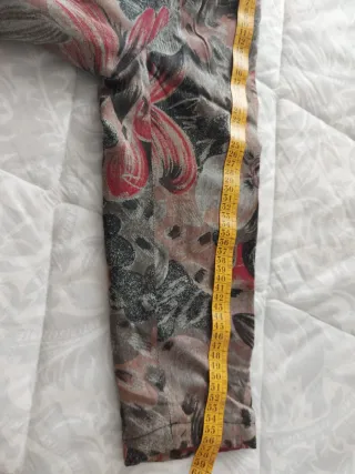 Conjunto falda pantalón y torera estampado floral