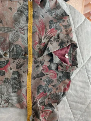 Conjunto falda pantalón y torera estampado floral