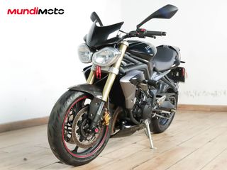 TRIUMPH STREET TRIPLE 675