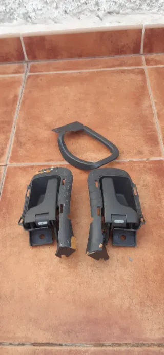 Manetas Mercedes Vito 638 Interior Derecha