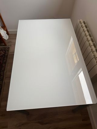 Mesa para la cocina en buen estado de 1,10x70cm