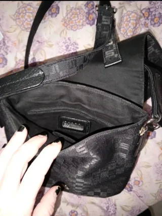 Borsa a tracolla Sisley nera