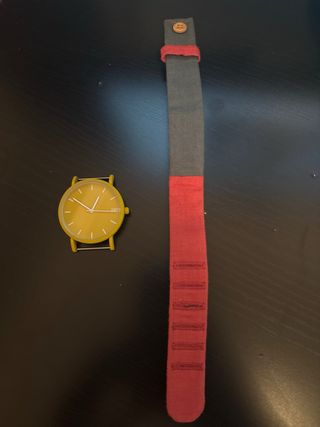 Reloj ButtonWatch WYNOT Amarillo