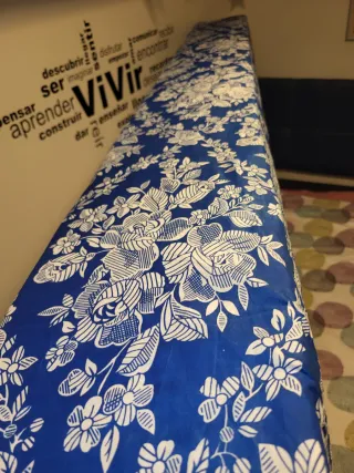 Somier con patas y colchón 90x190