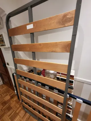 Somier con patas y colchón 90x190