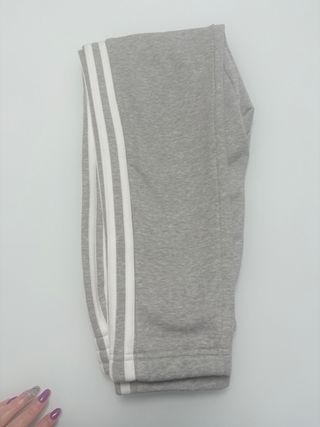 Pantalón Adidas Gris Talla 11/12