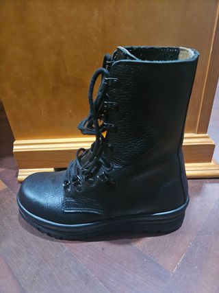 Botas Militares Cuero Negro Talla 40