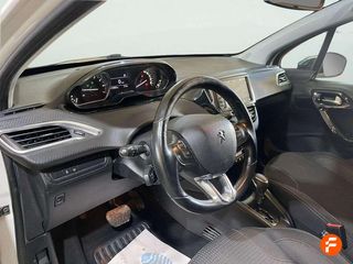 Peugeot 208 5P Tech Edit. PureTech EAT6 81KW (110CV