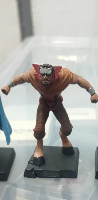 Figuras Marvel de Plomo